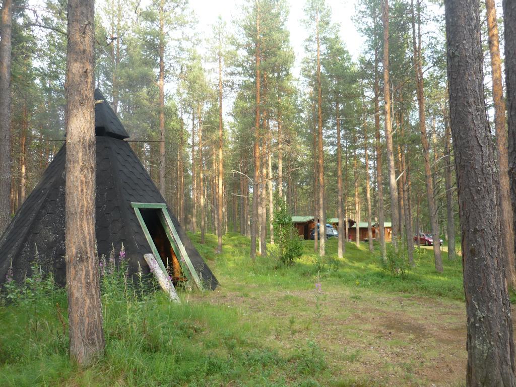 Lemmenjoen Lumo - Nature Experience & Accommodation Lemmenjoki Exterior foto